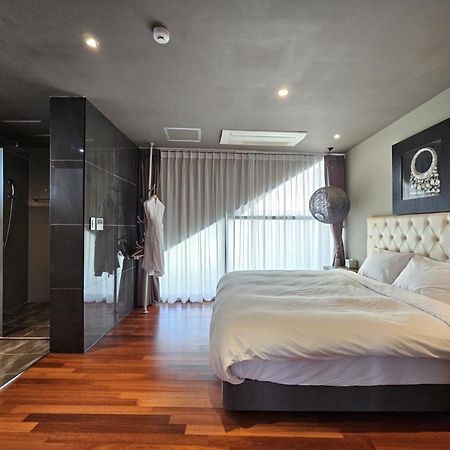 Jeju Hotel Scarboro Seogwipo Extérieur photo