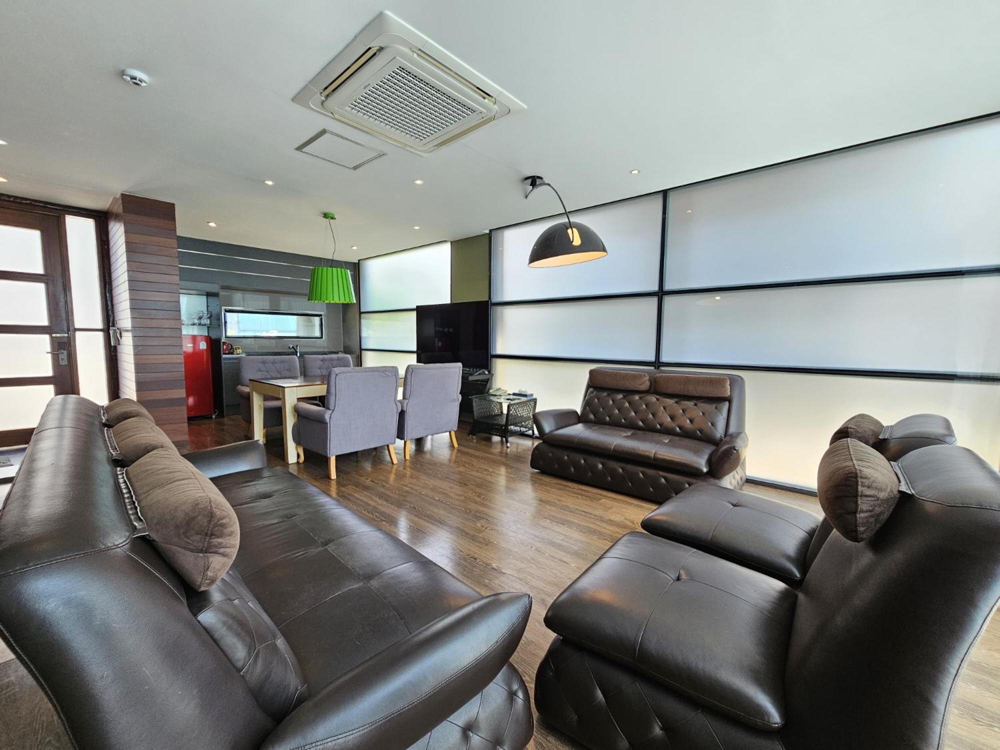 Jeju Hotel Scarboro Seogwipo Extérieur photo