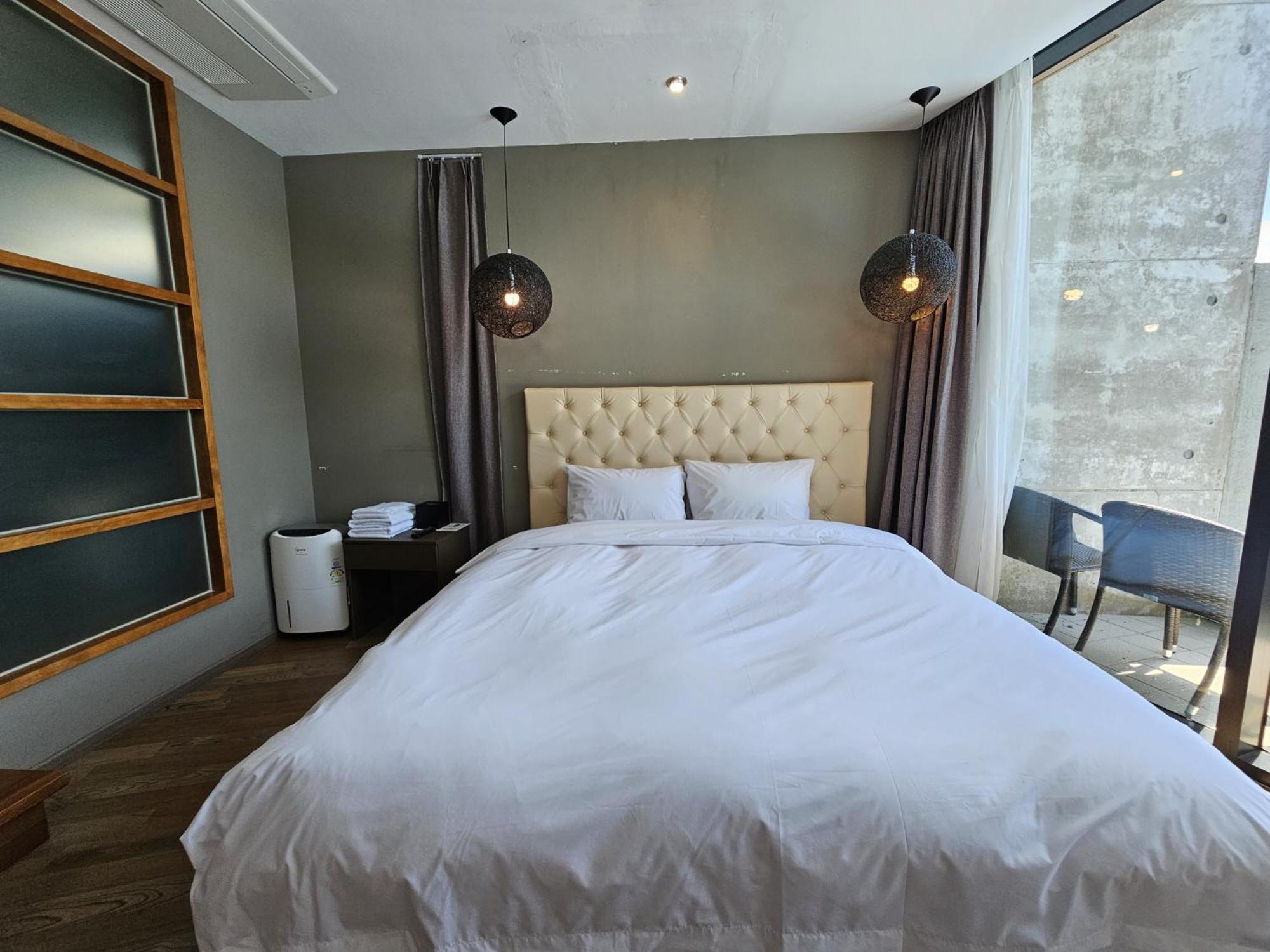 Jeju Hotel Scarboro Seogwipo Extérieur photo