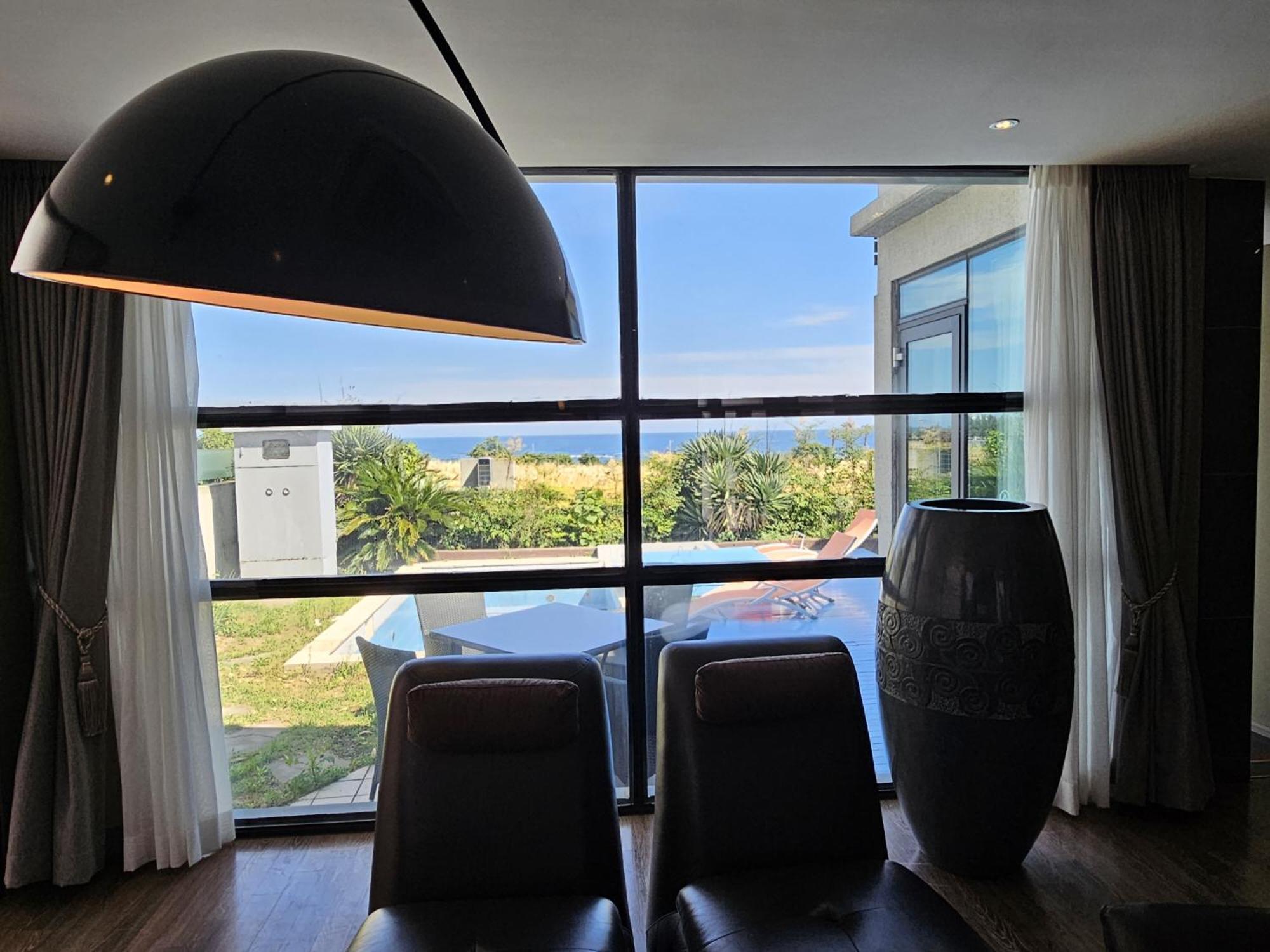 Jeju Hotel Scarboro Seogwipo Extérieur photo