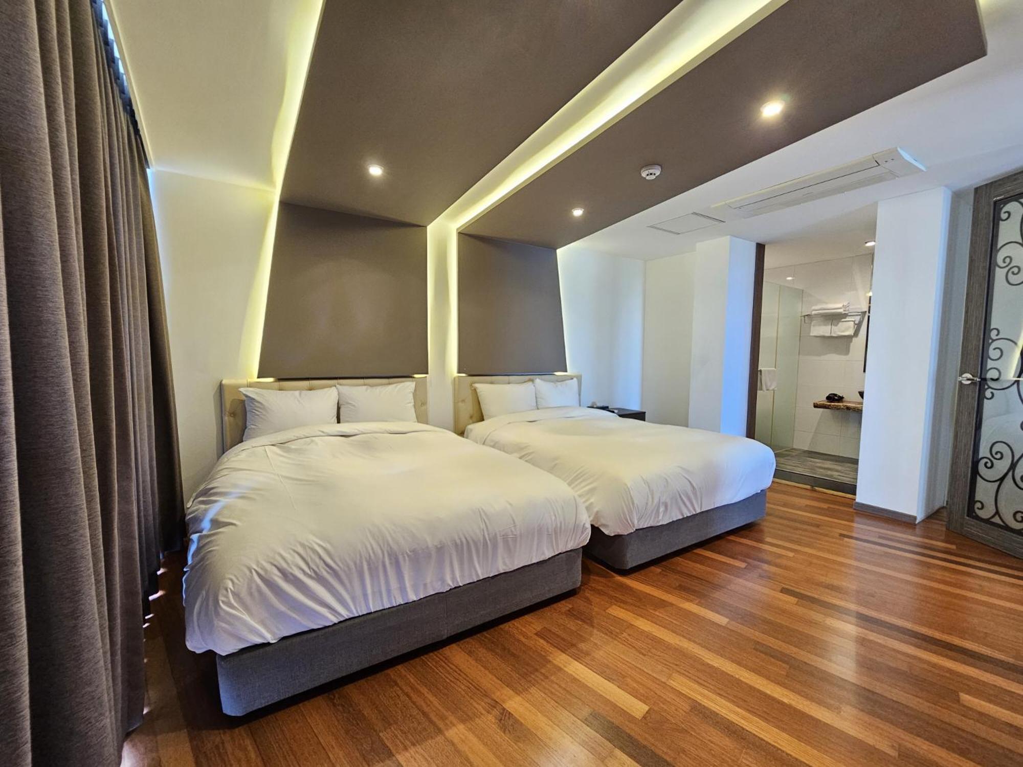 Jeju Hotel Scarboro Seogwipo Extérieur photo
