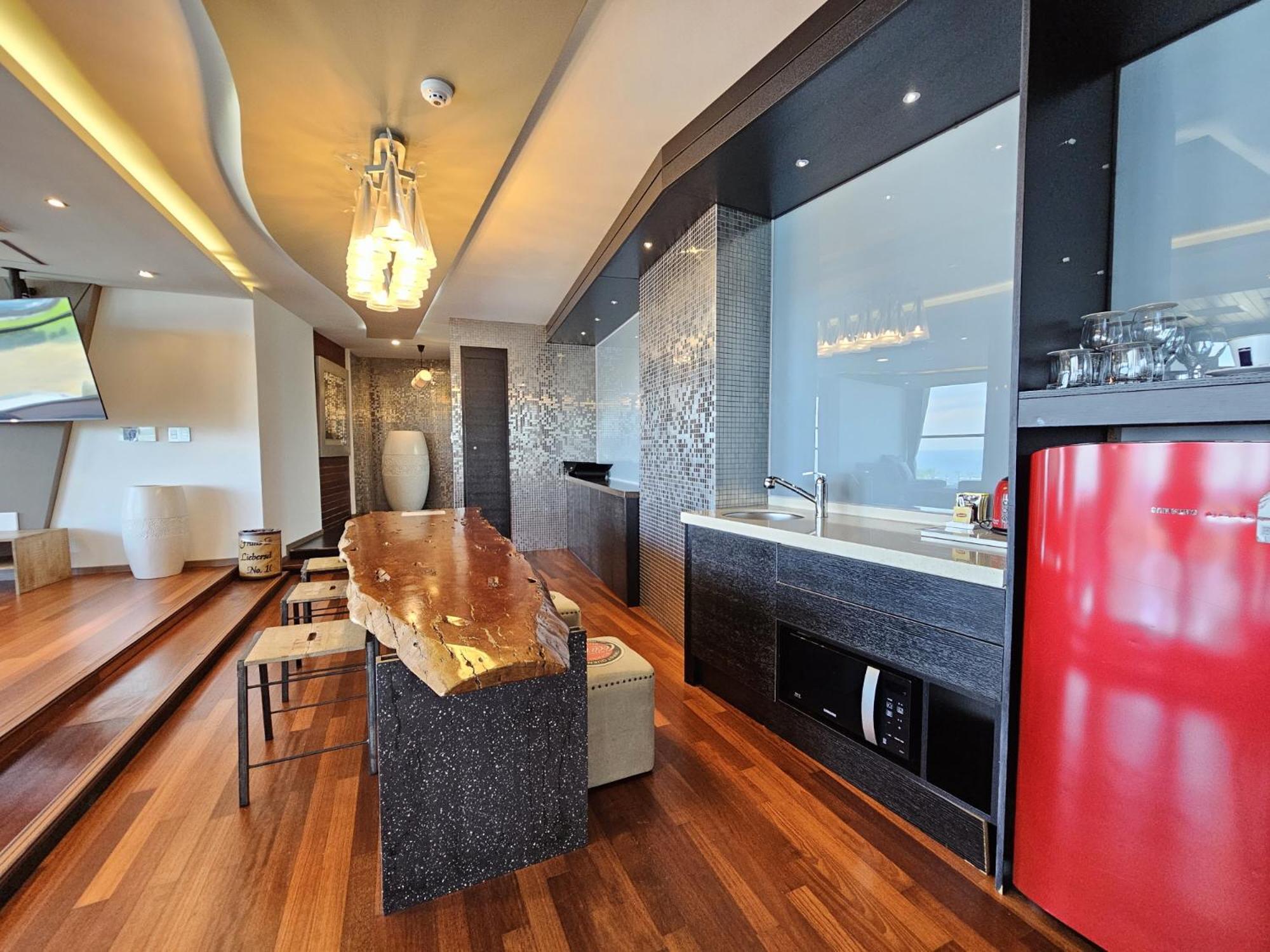 Jeju Hotel Scarboro Seogwipo Extérieur photo